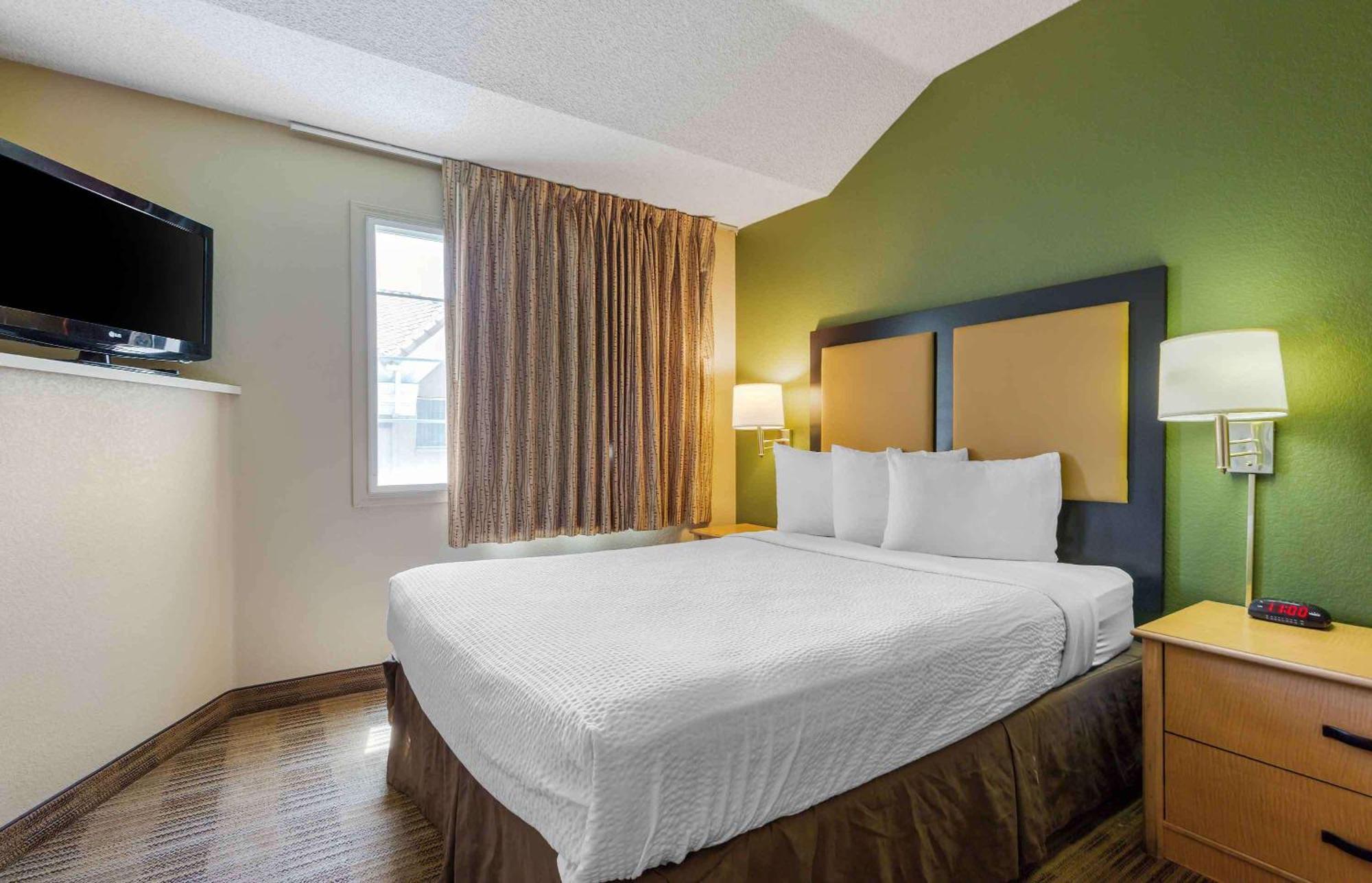 Extended Stay America Select Suites - Providence - Airport Warwick Extérieur photo